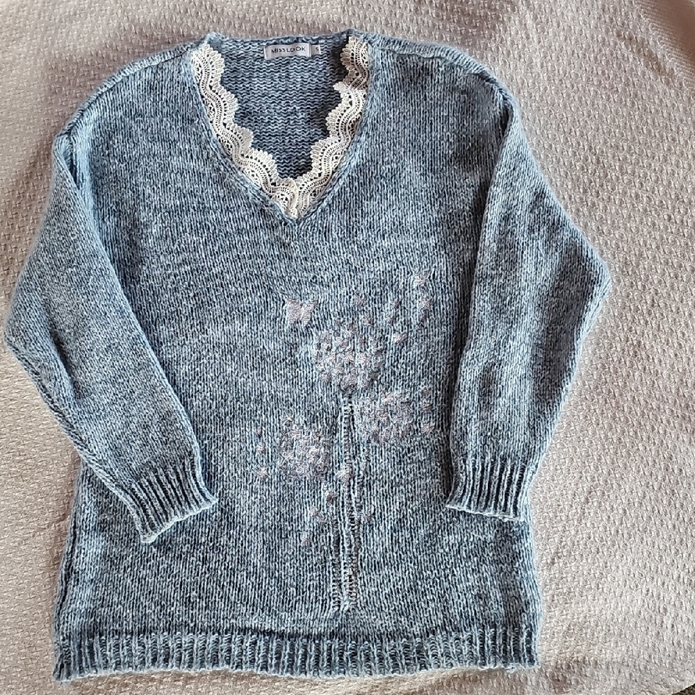 MISSLOOK Heather Blue V-Neck Lace Trim Knit Sweater